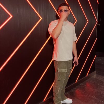 Frszy's tweet photo. #NewProfilePic https://t.co/eJJhqlnFVk