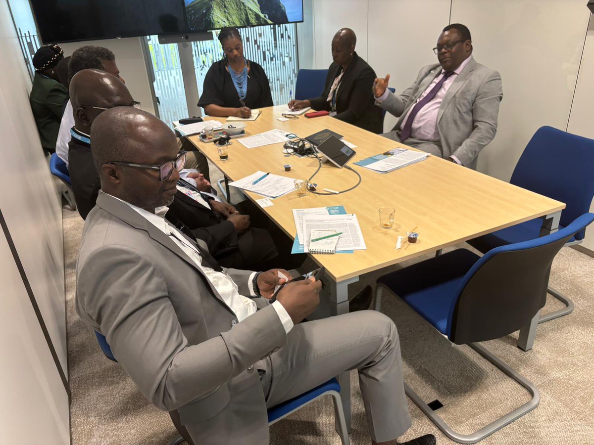 Ifedayo Adetifa (@ifedayotiffy) on Twitter photo At <a href="/FINDdx/">FIND</a> and on the sides of #WHA78, we continued our outreach through several bilateral meetings.
It was my pleasure to welcome to FIND, the <a href="/MohGambia/">Ministry of Health Gambia</a> team led by Dr. Ahmadou Lamin Samateh, Hon Minister of Health of #Gambia 🇬🇲 and including, the Permanent Secretary, Dr. At <a href="/FINDdx/">FIND</a> and on the sides of #WHA78, we continued our outreach through several bilateral meetings.
It was my pleasure to welcome to FIND, the <a href="/MohGambia/">Ministry of Health Gambia</a> team led by Dr. Ahmadou Lamin Samateh, Hon Minister of Health of #Gambia 🇬🇲 and including, the Permanent Secretary, Dr.