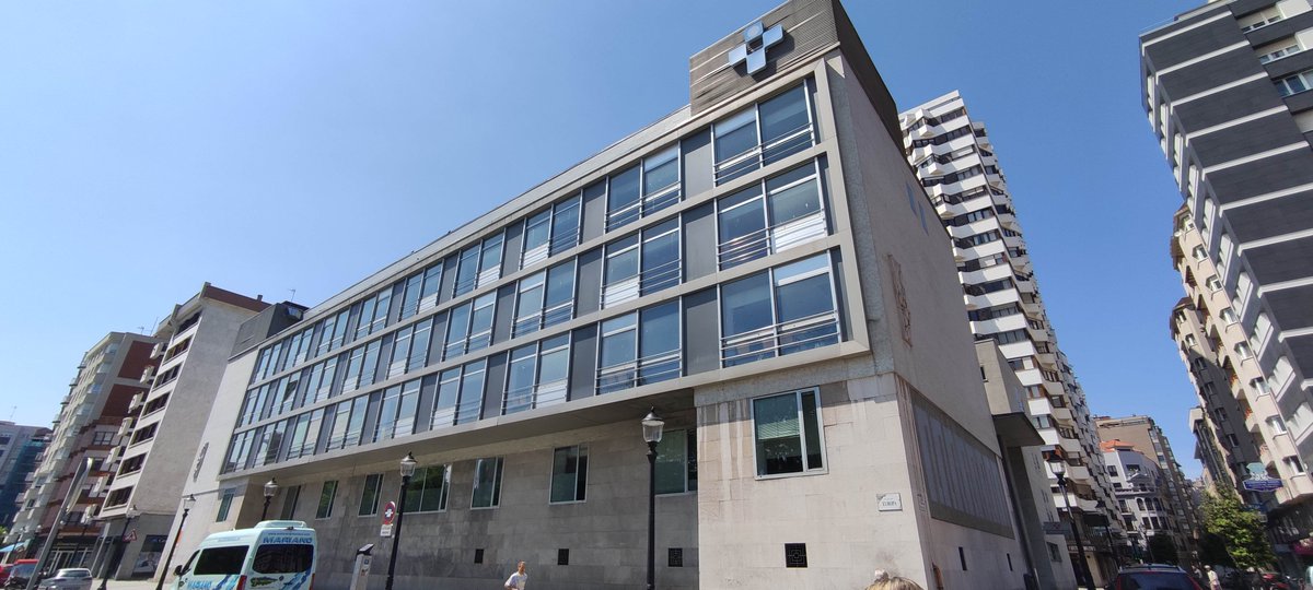 Hoy celebramos la apertura de la nueva Unidad Central de Salud Bucodental de Puerta la Villa (Gijón) 🦷✨, una consulta especializada que dará cobertura a pacientes infantojuveniles de las Áreas Sanitarias V, VI y VIII.

Esta nueva unidad permitirá realizar tratamientos complejos