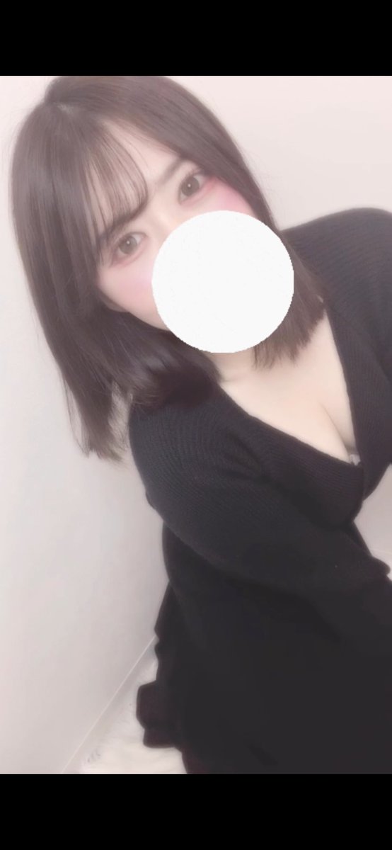 今日涼しい〜！！！！
ずっとこの気温がいい〜！！
この気温幸せ〜〜！！

この幸せ共有したいから良かったら会いに来て欲しい( ˊᵕˋ*)
16時〜居ます🙋‍♀️💖