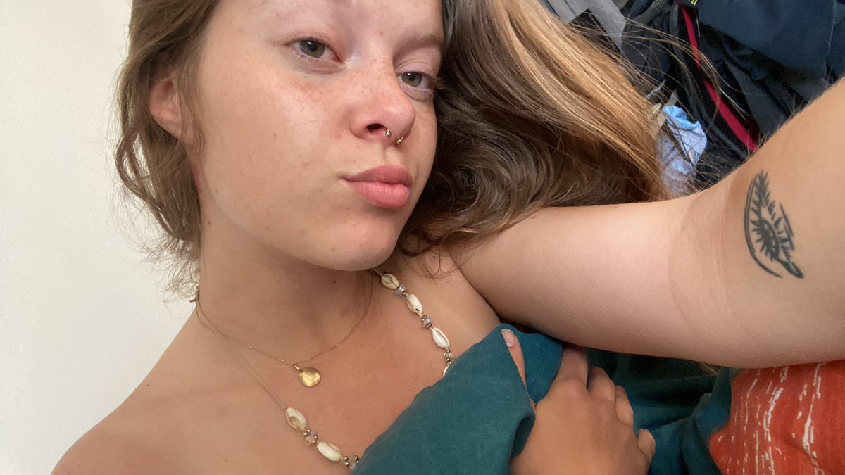 reine_l420's tweet photo. Quel toutous vas payer mon p’tit café ce matin ? 
#findompaypigs #moneylsaves #domina #moneymiss https://t.co/3Uz6kBOzFB