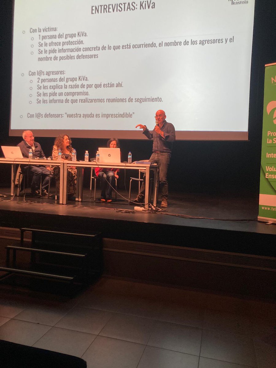 ANDRAMARIIKASTO's tweet image. Joan den astean, gure bi irakaslek Suizidioaren Prebentziorako jardunaldietan parte hartu zuten. Bertan, Kiva programa eta osasun digitalaren inguruan hitz egin zuten.  #barnesendotasuna