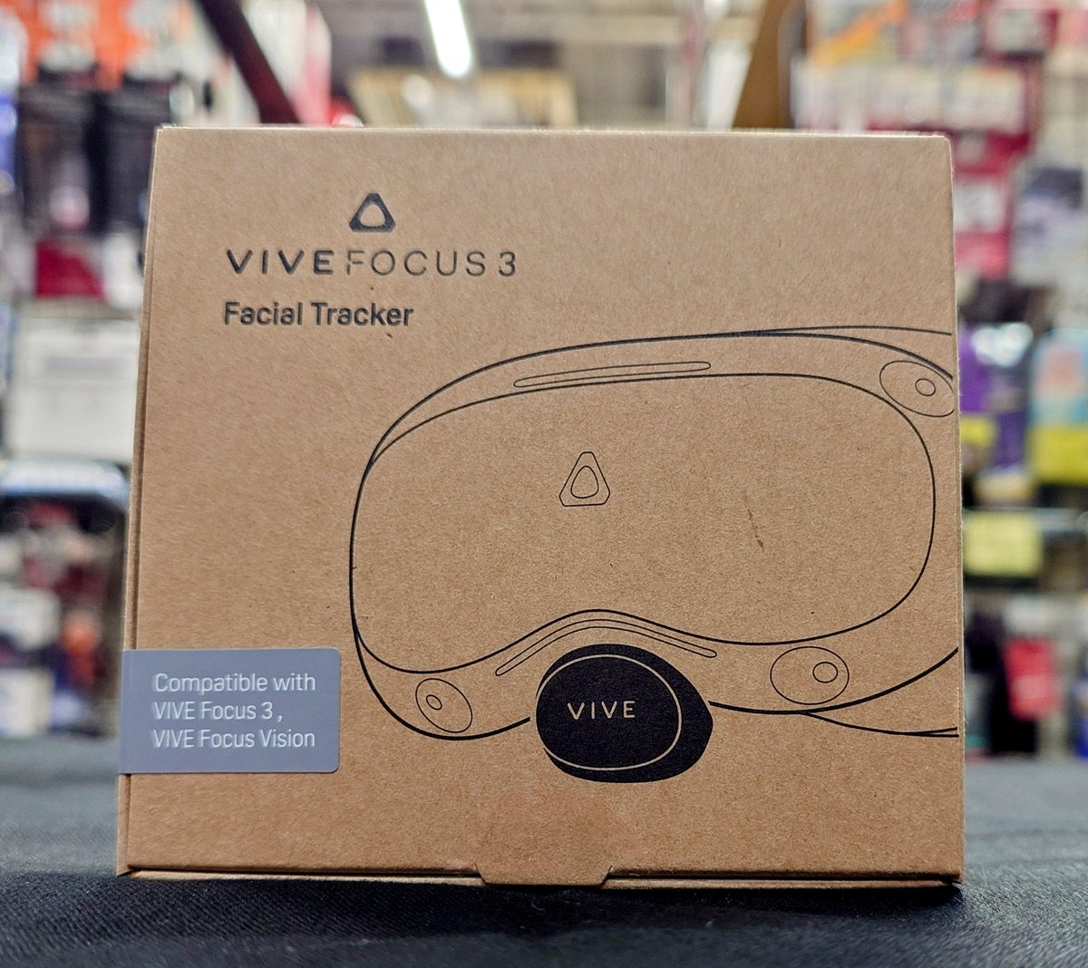 Tsukumo_eX's tweet image. 【2F】
🎉HTC VRデバイス スプリングキャンペーン🎉

HTC
『VIVE Focus Vision』
税込169,000円

本日から5/25まで『VIVE Focus Vision』ご購入の方に
『VIVE フェイシャルトラッカー（VIVE Focus シリーズ）』
こちらをプレゼント進呈中です🎁