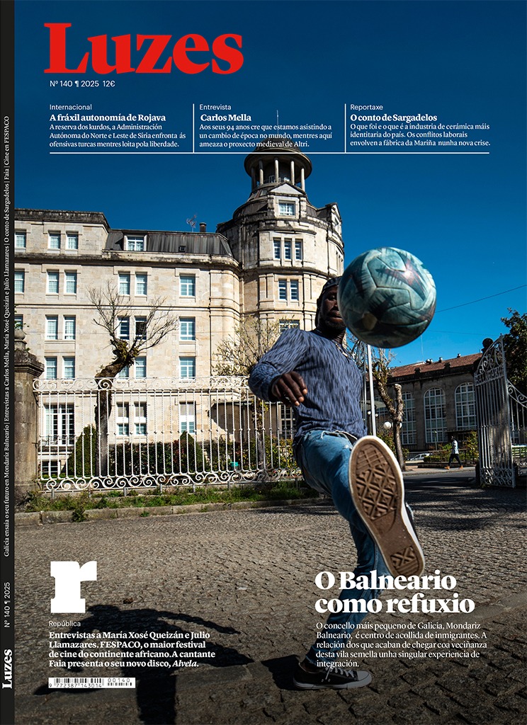 Xa está a Revista Luzes camiño das librarías e as casas das subscritoras.
E van 140!
Desta volta, na capa aparece Mondariz Balneario. O concello máis pequeno de Galicia é centro de acollida de inmigrantes. Unha singular experiencia de integración.
tenda.luzes.gal/tenda/luzes-14…