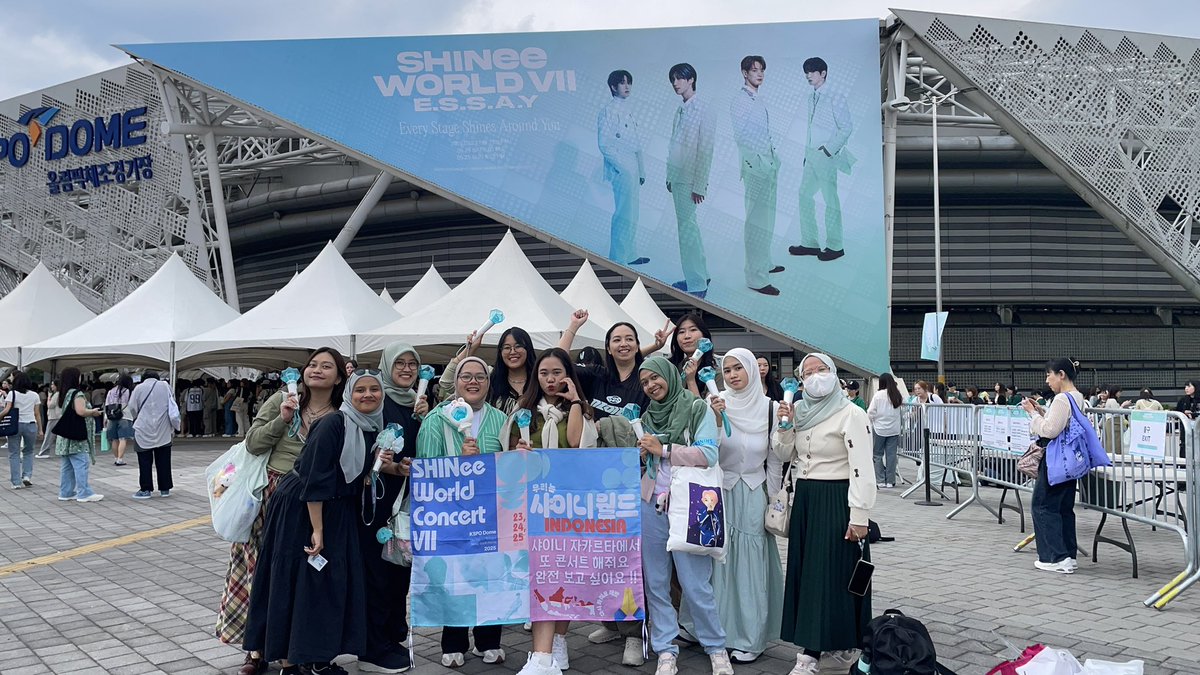 𝘰𝘥𝘦 𝘵𝘰 𝘴𝘩𝘪𝘯𝘦𝘦 📌 tweet media
