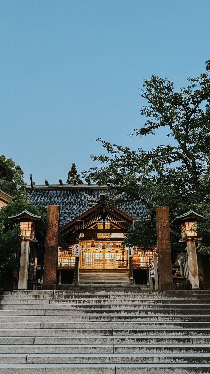 Добралась до machiya 🌸🌸🌸
Такой запах стоял остывающего дерева