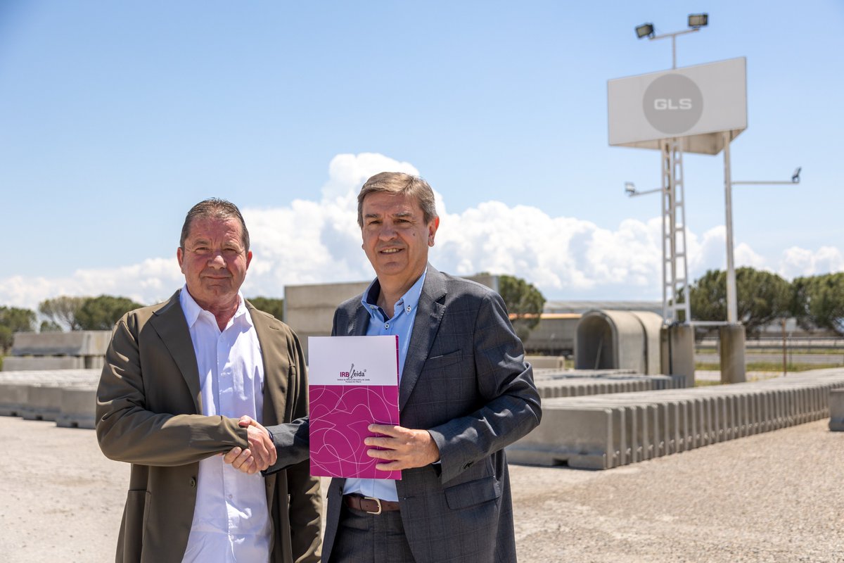 GLS_1964's tweet photo. Un año más, en GLS Prefabricados renovamos nuestro acuerdo con @IRBLleida_Info 🔬
Seguimos apostando por la investigación biomédica y el compromiso con la salud y el bienestar de las personas.
#GLSPrefabricats #IRBLleida #CompromisoSocial #Salud https://t.co/7jOimlFY1n