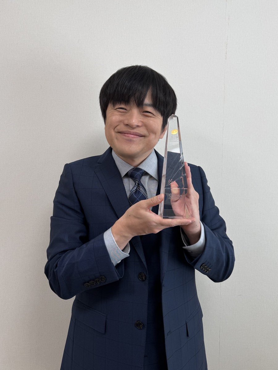 hotspot_ntv's tweet photo. 🎖️ザテレビジョン ドラマアカデミー賞受賞🎖️

ホットスポット で

脚本賞  #バカリズム さん
主演女優賞 #市川実日子 さん
助演男優賞 #角田晃広 さん

が受賞😊👏
インタビューも掲載されています！
https://t.co/d7LRAMk9Fq

#ホットスポット https://t.co/s10q5c3qix