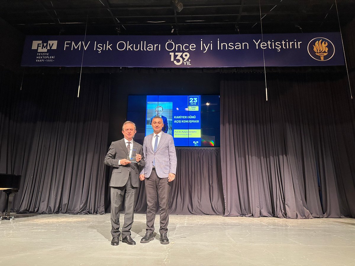 FMV Özel Işık Lisesi’nin düzenlediği Kariyer Zirvesi’nin açılış konuşmasını yaptım. Beni gençlerle bir araya getiren Okul Müdürü Sayın Hakan Kulaber ve ekibine teşekkür ediyorum.