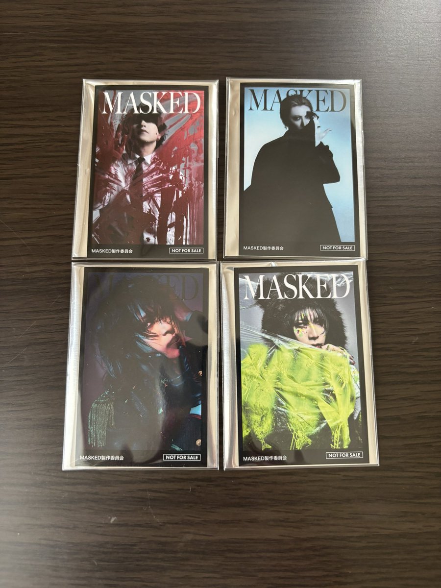 【交換】MASKEDカフェ 

譲：ランダムポラロイド
Royz/コドモドラゴン/BugLug/ΛrlequiΩ/甘い暴力/摩天楼オペラ/RAZOR/Verde

特典ステッカー
ザアザア/摩天楼オペラ/nurié/ヤミテラ

求：同種 キズ 来夢

25日会場手渡し又は郵送希望です。
お気軽にリプライからお願いします。