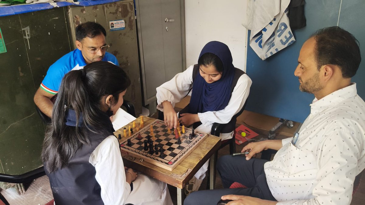 DyssoPoonch's tweet photo. Inter School Zonal level competitions in progress at @PoonchDm @dgyssjk @DICPoonch @diprjk @DICPoonch @pm https://t.co/xaxWQ6cckO