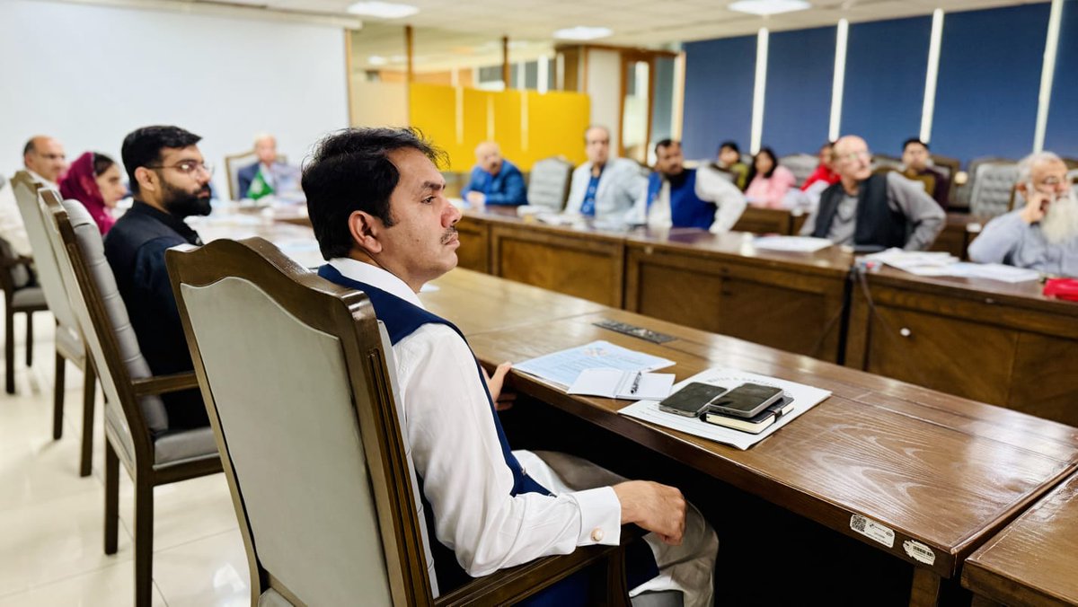 The Urban Unit (@urbanunitgop) on Twitter photo Dr. Nousheen Zaidi Director Action Research Collective & Professor Gene Lab, Punjab University, is sharing insights on ARC’s role in revalidating the findings of the Urban Unit under the CM SDGs Program. <a href="/ActionResear/">Action Research Collective</a> <a href="/PakistanSDGs/">Pakistan SDGs</a> <a href="/GovtofPunjabPK/">Government of Punjab</a> <a href="/MaryamNSharif/">Maryam Nawaz Sharif</a> <a href="/lgcdpunjab/">Local Government & Community Development Punjab</a> Dr. Nousheen Zaidi Director Action Research Collective & Professor Gene Lab, Punjab University, is sharing insights on ARC’s role in revalidating the findings of the Urban Unit under the CM SDGs Program. <a href="/ActionResear/">Action Research Collective</a> <a href="/PakistanSDGs/">Pakistan SDGs</a> <a href="/GovtofPunjabPK/">Government of Punjab</a> <a href="/MaryamNSharif/">Maryam Nawaz Sharif</a> <a href="/lgcdpunjab/">Local Government & Community Development Punjab</a>