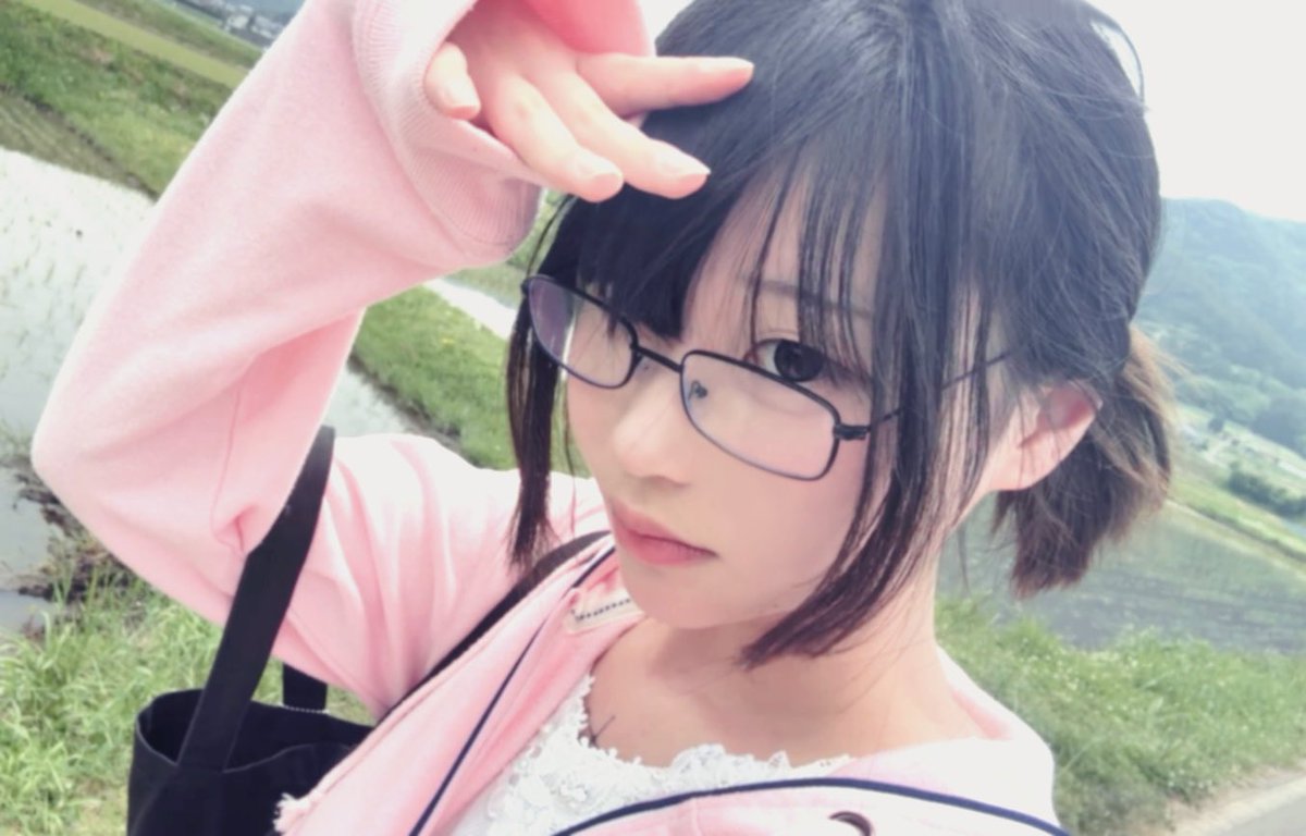 ini (@in2lxq) on Twitter photo 