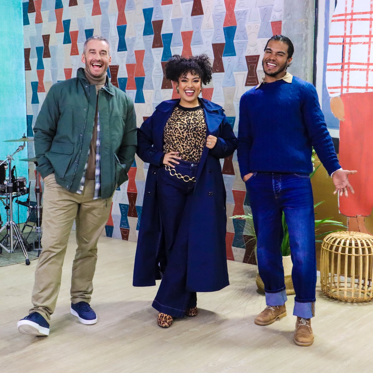 Expresso Show (@expressoshow) on Twitter photo Fri-yay 🥳💃🏼
Shop the look at <a href="/WOOLWORTHS_SA/">Woolworths SA</a> in store, online or on the app: woolworths.co.za/cat/_/N-h71ngd #StyledByWoolies #ExpressoShow Fri-yay 🥳💃🏼
Shop the look at <a href="/WOOLWORTHS_SA/">Woolworths SA</a> in store, online or on the app: woolworths.co.za/cat/_/N-h71ngd #StyledByWoolies #ExpressoShow