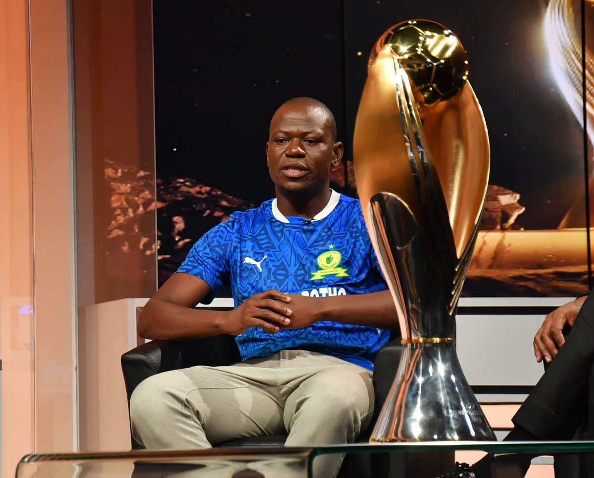 Let's wish our Champions League winning Captain, Legend and Podcast host Hlompho Kekana a very happy birthday!💛

Have a great day Skipper! 💛👆

#Sundowns #HappyBirthdayHlompho