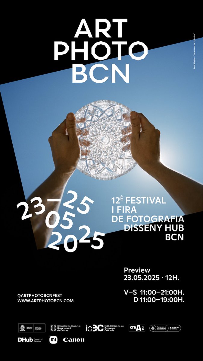 #barcelona #calling
TOBE Gallery as first timer at <a href="/ArtPhotoBcn/">Art Photo Bcn</a> showcasing PATRIA by @OleñkaCarrasco
Don’t miss out if you are in Barcelona.
More info here: tobegallery.hu/art-photo-bcn