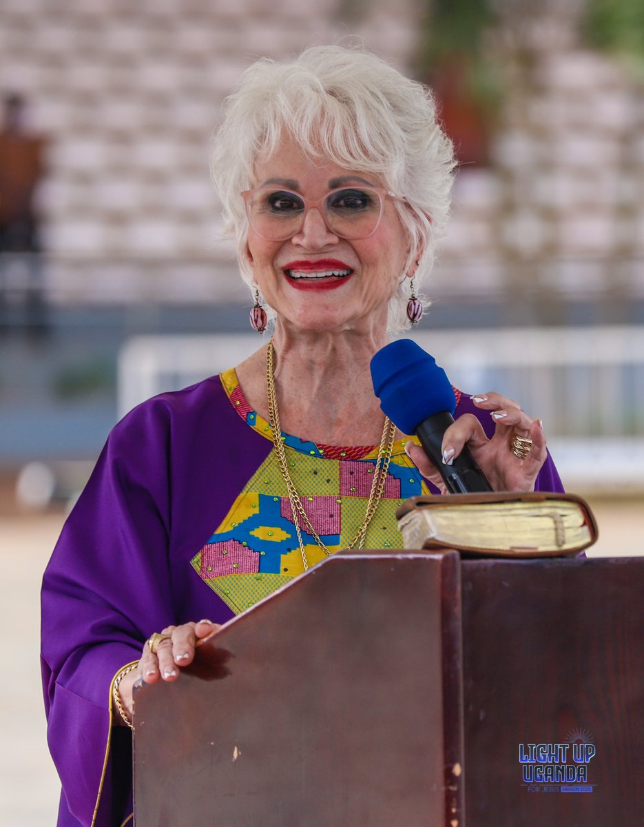 lightupuganda's tweet photo. Working together for souls: When we unite physically and spiritually to work for souls in our nation, we will see God work in our lives. Dr. Ladonna Osborne.
https://t.co/wnFVbcVgFh
#lightupuganda #cnc #lightupugandaforjesus #PatienceRwabogo #Uganda #ugandaforjesus https://t.co/hYgxR3CcIp