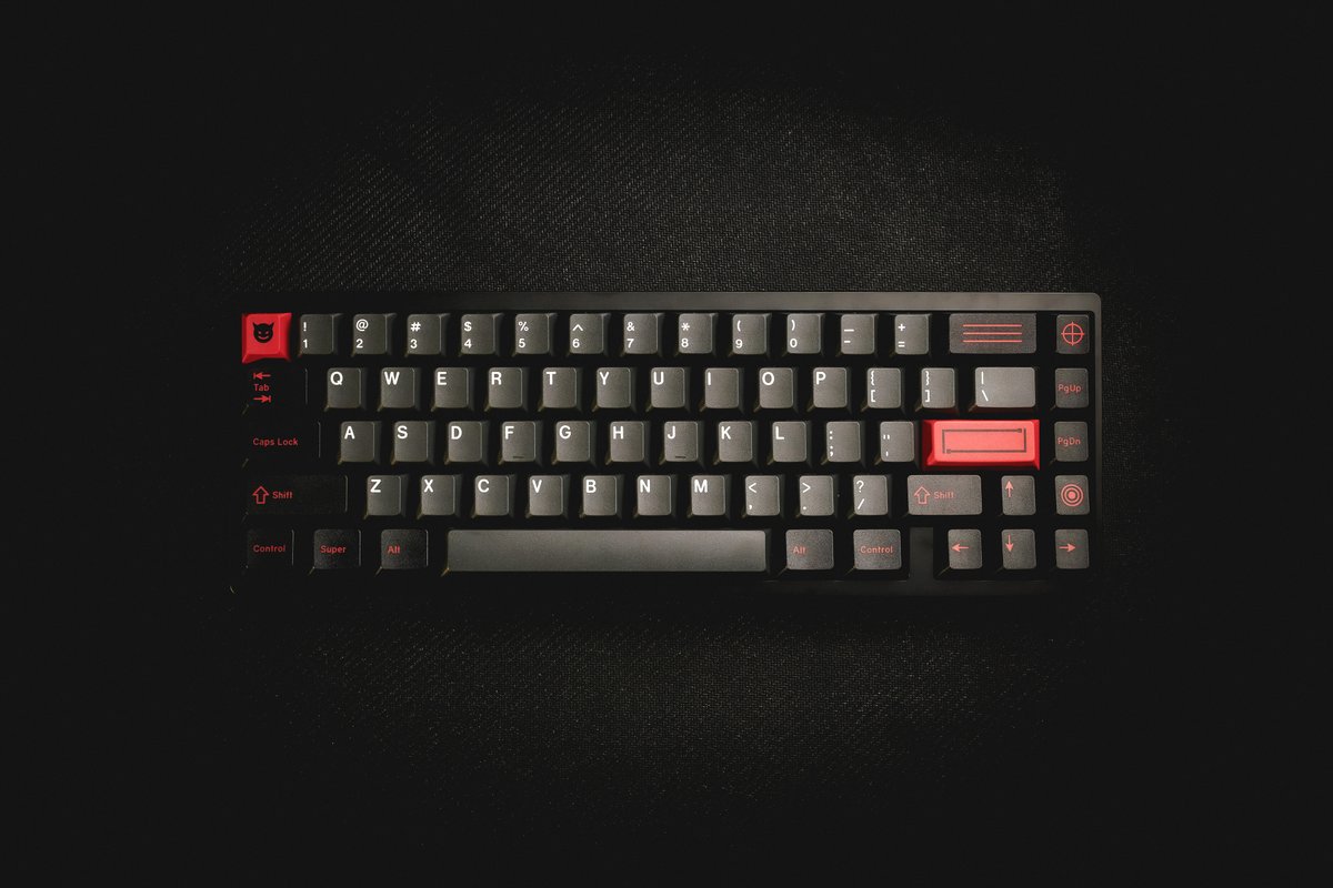 Speechless on how these photos came out :) 

I think we did the Neo65 Cu justice this time around.

Now... time to become a Keyboard Content Creator