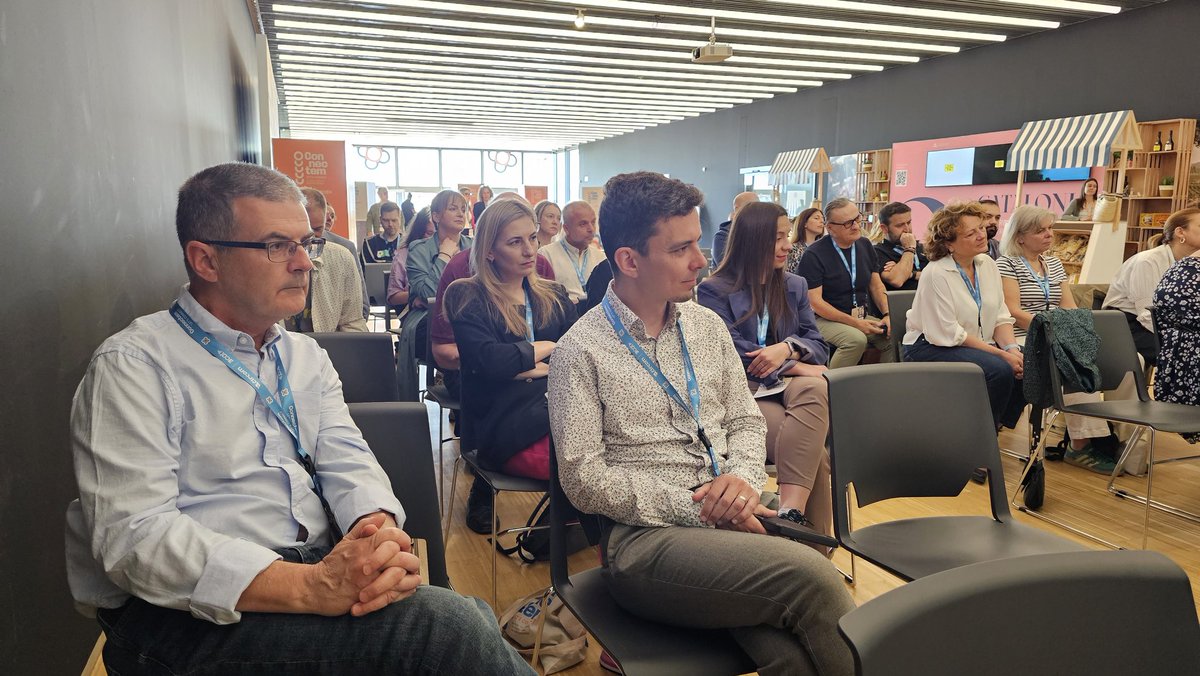 CIRCOMRegional's tweet image. Meet the Winners session at the @CIRCOMRegional Annual Conference in Barcelona. GRAND PRIX winner team telling their way to success.
Forum hosted by @som3cat
Let's connect and innovate!
CONNECTEM!
#CIRCOM2025