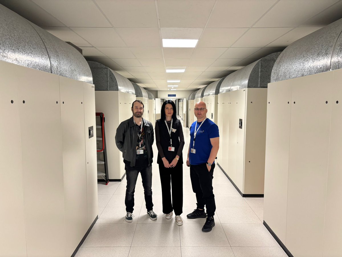 Alone we can do so little, but together we can achieve greatness. Proud to be part of a strong, united team that turns challenges into victories.
#macarne #Amsterdam #Iptransit 
t.me/macarnesales