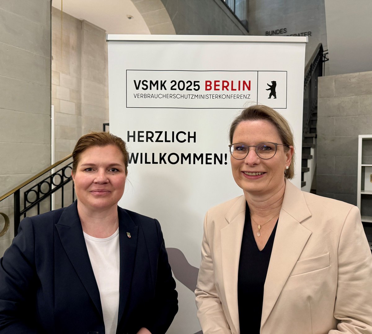 Fortsetzung der #Verbraucherschutz|ministerkonferenz #VSMK in #Berlin. #SachsenAnhalts|s Ministerin Franziska #Weidinger (Foto links) und @bmj_bund Bundesministerin Dr. Stefanie Hubig sind sich einig: Der #Verbraucherschutz wird gestärkt - klar, verlässlich, gemeinsam.