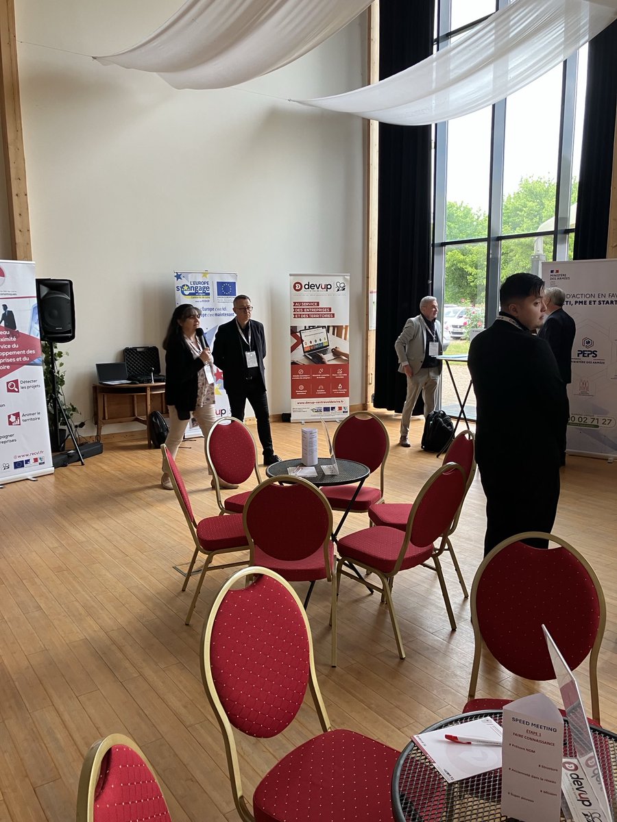 …à la 9e édition du speed meeting du réseau des développeurs économiques de la ⁦<a href="/RCValdeLoire/">Région Centre-Val de Loire</a>⁩ à #Cheverny avec nos partenaires de ⁦<a href="/Devup_/">Dev'up</a>⁩ ,⁦<a href="/Bpifrance/">Bpifrance</a>⁩ , ⁦<a href="/ccifrance/">CCI France 🇫🇷🇪🇺</a>⁩