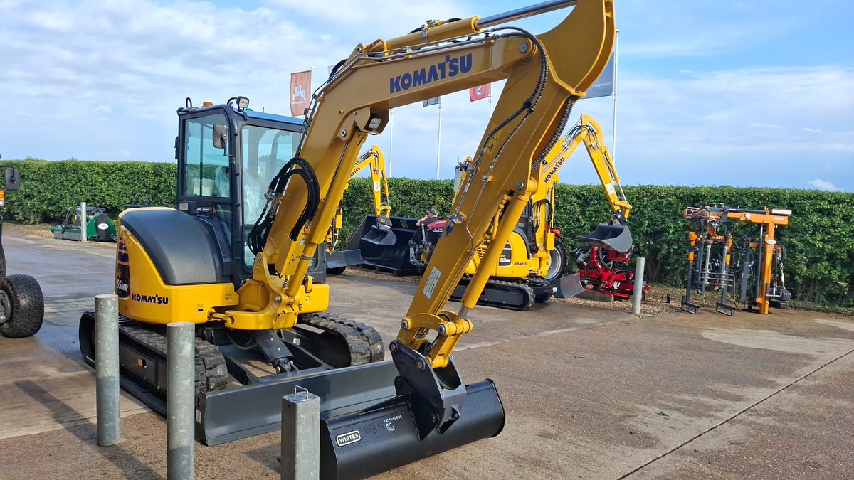 A fresh delivery of machines for the @Crawfordsmach Group - our latest Utility dealer. With a strong presence in the south and south east, Crawfords have been successfully selling and supporting agricultural machinery for 45 years. Full details soon!

buff.ly/CKqjAhl