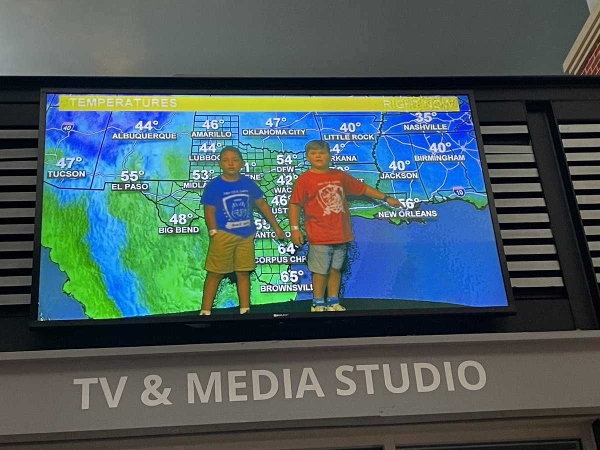 Such a neat field trip learning about how to be responsible with money! 💵