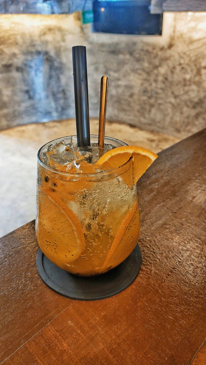 Orange Passionfruit Mojito🧡🧡🧡