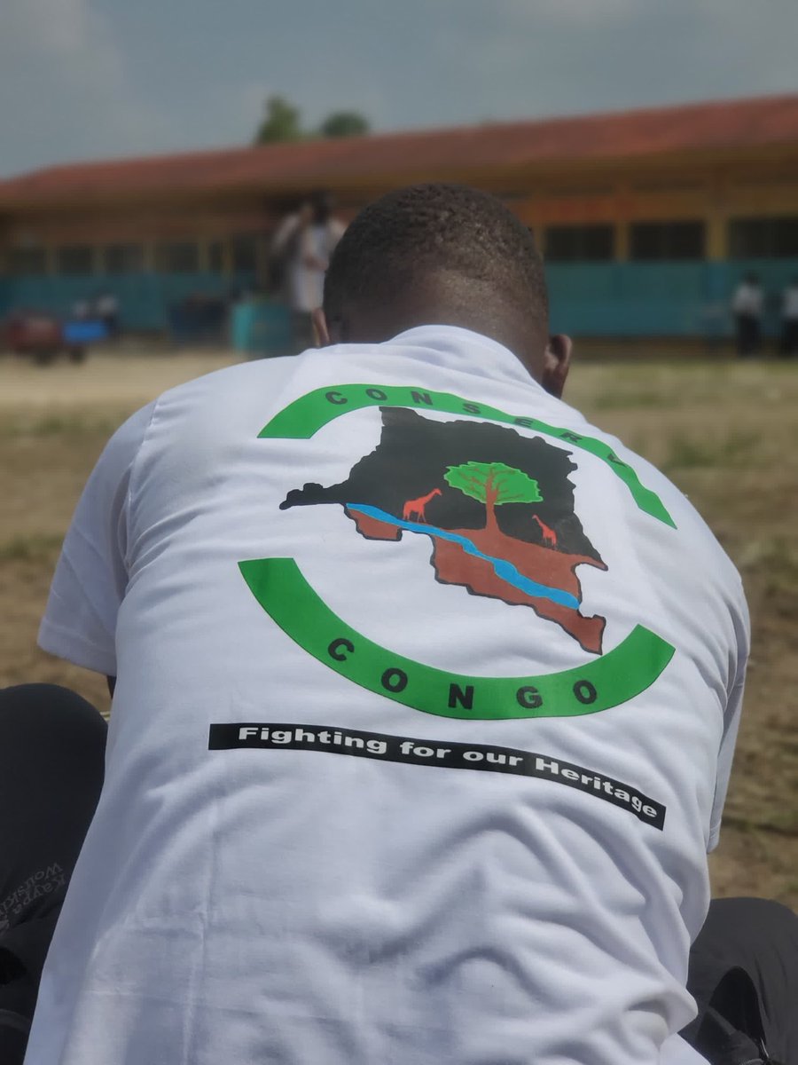 Amini16's tweet image. Yesterday in Kisangani, we celebrated #BiodiversityDay with tree planting & school outreach.
Each tree = hope for our ecosystems.
Each student = a future guardian of nature.
Conservation must be inclusive, practical & rooted in community.
#ConservCongo #ActForNature
