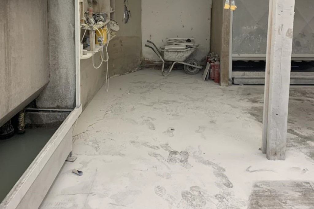 TCIndex's tweet image. Worktop supplier fined for repeat dust failures theconstructionindex.co.uk/news/view/work… #engineeredstone #HSE #kitchenworktops #respirablecrystallinesilica