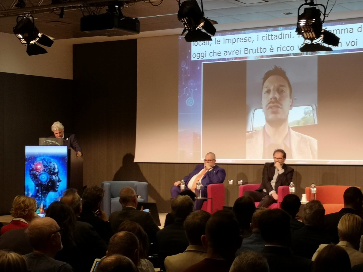 davidone1967's tweet photo. Prossimamente su @TgrRaiVdA: Grand Hotel Billia, Saint-Vincent - convegno "Potenzialità e sfide dell'#intelligienzaartificiale. https://t.co/yLvPJr8edL