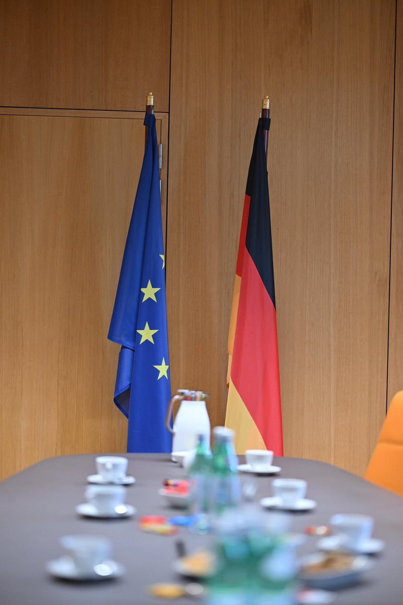 BMBF (@bmbf_bund) on Twitter photo BM <a href="/DoroBaer/">Dorothee Bär</a> ist heute in #Brüssel – zum ersten Mal beim Europäischen Rat. Die EU-Forschungsminister tagen u.a. zu den folgenden Themen: #HorizonEurope, dem Nachfolgeprogramm ab 2028, die #ERAPolicyAgenda sowie die EU-Raumfahrtpolitik. <a href="/EUCouncil/">EU Council</a> BM <a href="/DoroBaer/">Dorothee Bär</a> ist heute in #Brüssel – zum ersten Mal beim Europäischen Rat. Die EU-Forschungsminister tagen u.a. zu den folgenden Themen: #HorizonEurope, dem Nachfolgeprogramm ab 2028, die #ERAPolicyAgenda sowie die EU-Raumfahrtpolitik. <a href="/EUCouncil/">EU Council</a>