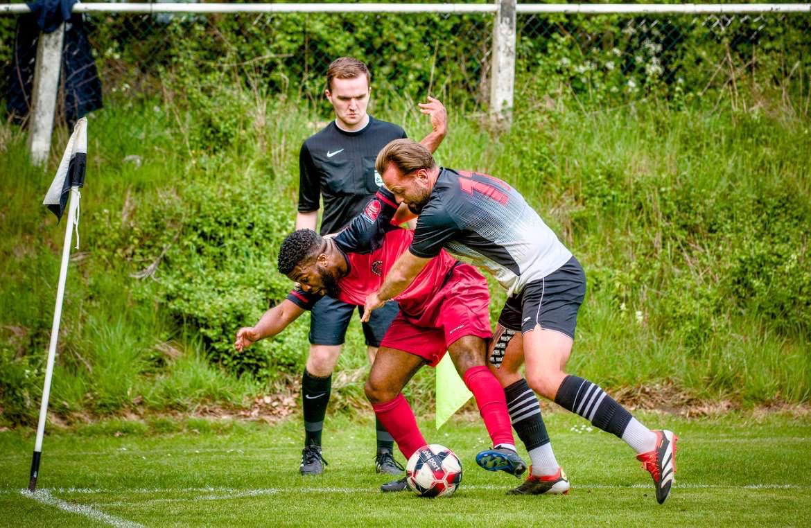 🎉 PROMOTION NEWS 🎉

Huge congratulations to CDRS member member Ryan Jones on achieving promotion to Level 4! 👏

He will now referee at Steps 5 and 6 and assist at Steps 3 and 4.