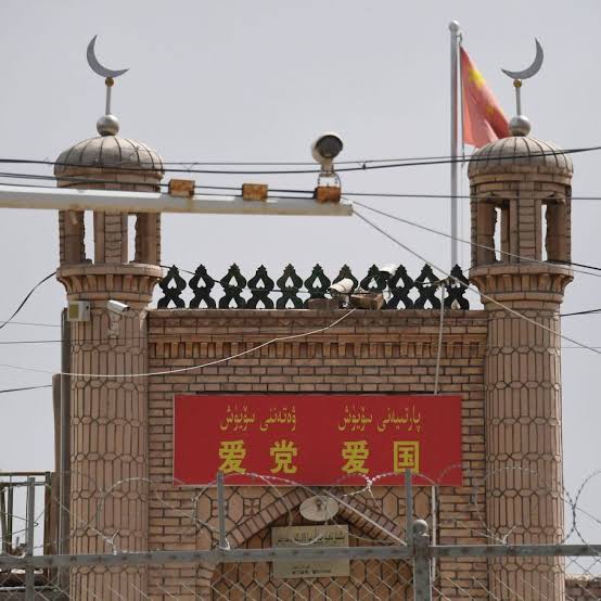 facethemusic10's tweet image. Karnataka #PlaneCrash #SikhsForIndia #FridayFitness Kannada #OperationSindoor #PakistanIndianWar #IndiaPakistanWar
.
.
A Question For Pakistani Muslims ☪️
Caring for Muslims living around the World Is Good and wise .
BUT Why don't Care Muslims Living In CHINA ? 🤔
HYPOCRISY?
.…
