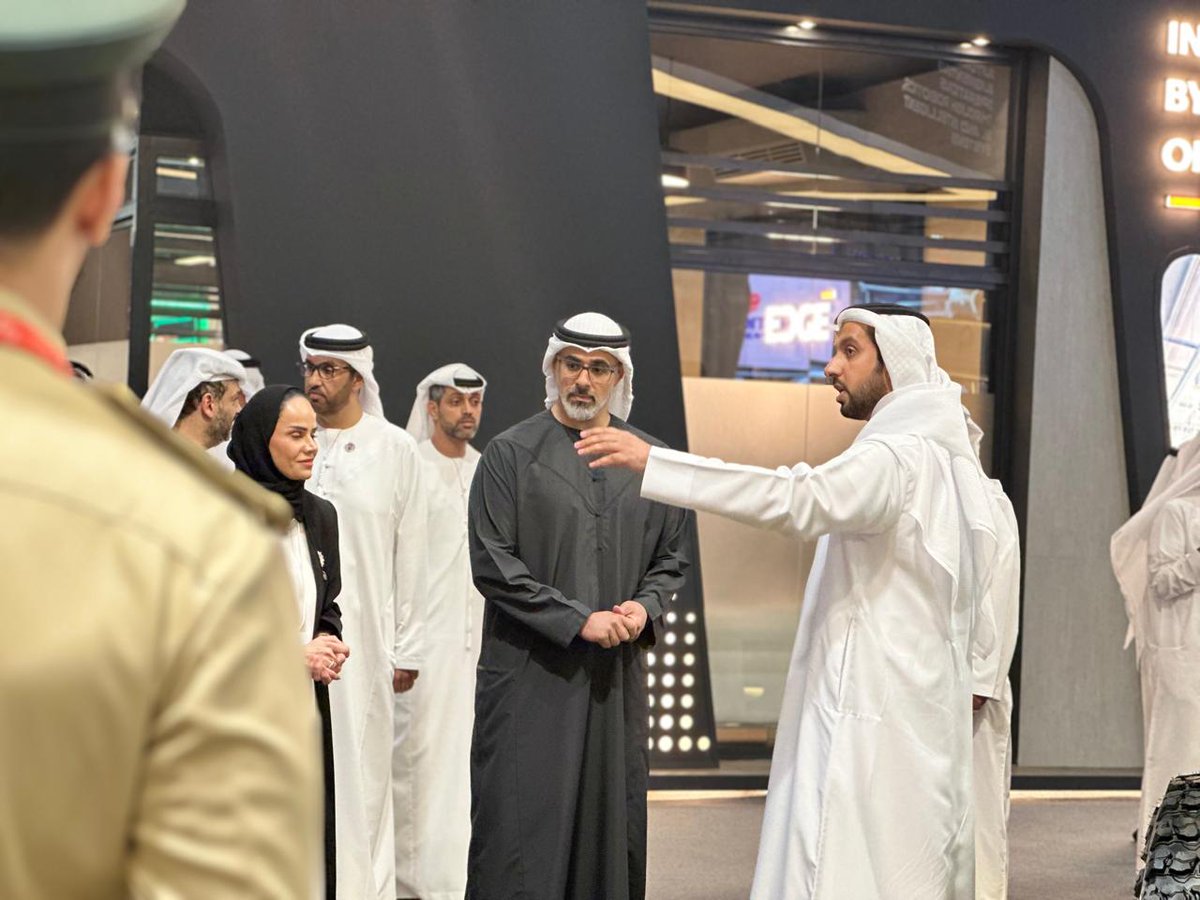 OgoldApp's tweet image. في إطار فعالية "اصنع في الإمارات 2025"، شارك المؤسّس الشريك محمد المنصوري في مناقشات مهمة مع صاحب السمو الشيخ منصور بن زايد آل نهيان، نائب رئيس دولة الإمارات العربية المتحدة ورئيس ديوان الرئاسة، وصاحب السمو الشيخ حمدان بن محمد آل مكتوم، ولي عهد دبي ونائب رئيس مجلس الوزراء، المجلس