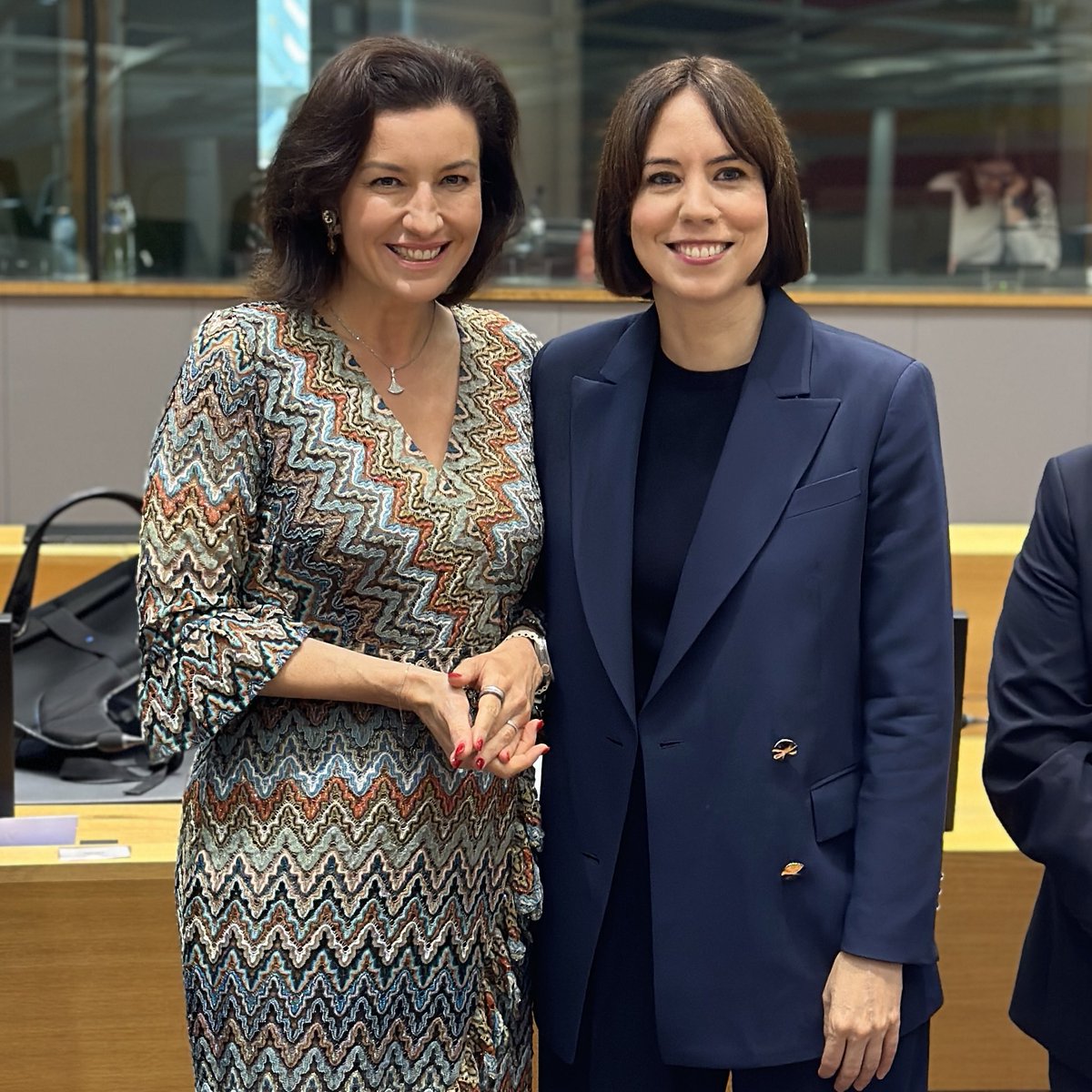España en la UE (@espanaenue) on Twitter photo #COMPET | La ministra <a href="/DianaMorantR/">Diana Morant</a> participa en Bruselas en el Consejo de Competitividad (Investigación, Espacio)
📌 Horizonte Europa
📌 Espacio 🇪🇺 de Investigación 2025-2027
📌 IA en la ciencia
📌 Datos satelitales y espaciales
📌 Continuidad #PRIMA
🔗 consilium.europa.eu/es/meetings/co… #COMPET | La ministra <a href="/DianaMorantR/">Diana Morant</a> participa en Bruselas en el Consejo de Competitividad (Investigación, Espacio)
📌 Horizonte Europa
📌 Espacio 🇪🇺 de Investigación 2025-2027
📌 IA en la ciencia
📌 Datos satelitales y espaciales
📌 Continuidad #PRIMA
🔗 consilium.europa.eu/es/meetings/co…