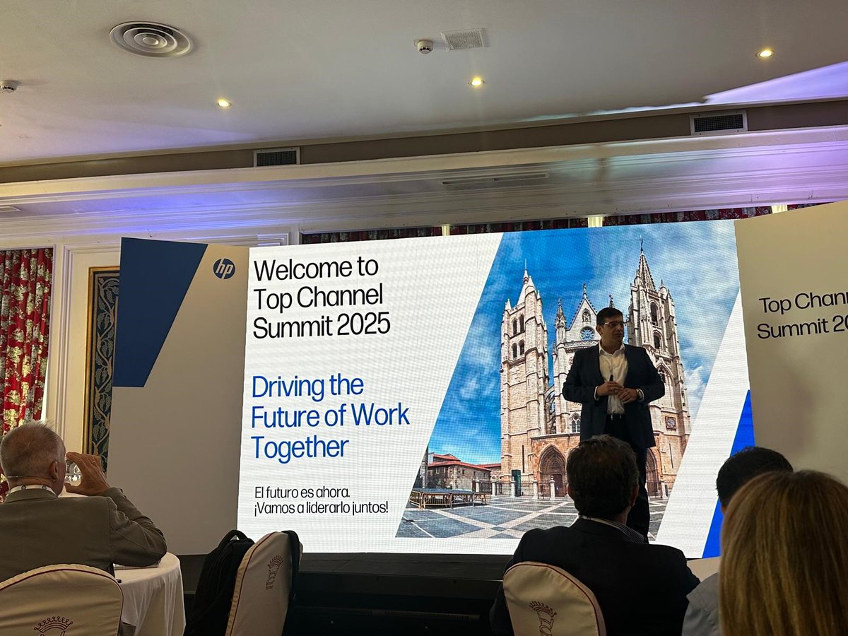 Hoy estamos presentes en el evento anual más esperado de <a href="/HPEspana/">hpespana</a>: HP Channel Summit en #León. Un placer acompañar a Salvador Cayón, Iberia Channel Sales de HP, en esta jornada de innovación, colaboración y visión de futuro. ¡El Futuro es ahora! 💼🚀 #HPChannelSummit
