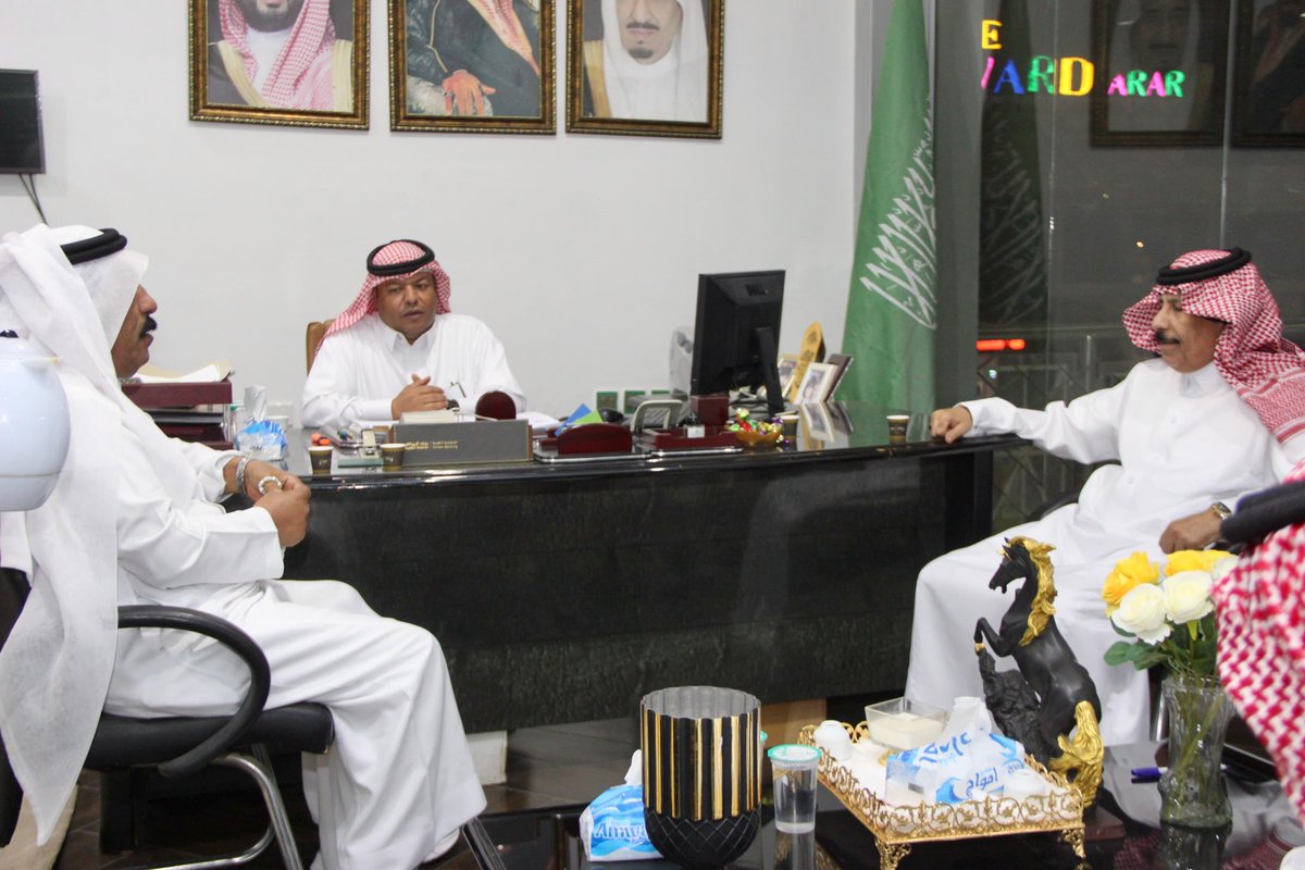 جمعية إعلاميي الحدود الشمالية (@ealamnorth) on Twitter photo استقبل رئيس مجلس إدارة #جمعية_إعلاميي_الحدود_الشمالية
ثامر قمقوم <a href="/tgamgoom/">ثامر قمقوم</a>
، مدير جمعية الثقافة والفنون بمنطقة #الحدود_الشمالية، /أ.خلف القاران
وتم عقد اتفاقية شراكة تهدف لتعزيز التعاون في خدمة الثقافة والإعلام بالمنطقة
حضر التوقيع عدد من اعضاء الجمعيتين.
<a href="/alqaran4177/">خلف بن حمود القاران</a> استقبل رئيس مجلس إدارة #جمعية_إعلاميي_الحدود_الشمالية
ثامر قمقوم <a href="/tgamgoom/">ثامر قمقوم</a>
، مدير جمعية الثقافة والفنون بمنطقة #الحدود_الشمالية، /أ.خلف القاران
وتم عقد اتفاقية شراكة تهدف لتعزيز التعاون في خدمة الثقافة والإعلام بالمنطقة
حضر التوقيع عدد من اعضاء الجمعيتين.
<a href="/alqaran4177/">خلف بن حمود القاران</a>