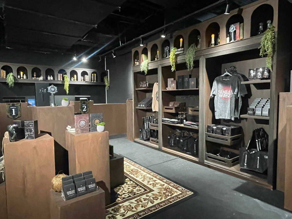 rrjalb's tweet image. halaaaa ang kyoot ng display ng merch

THIS IS SB19 
SIMULA at WAKAS EXPERIENCE
@SB19Official #SB19 
#TheSaWExperience 
#SpotifyxSB19Balasa