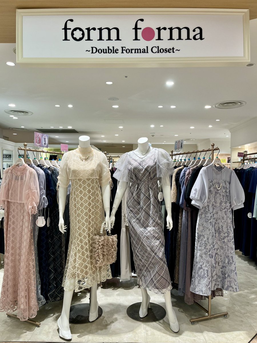 machida109twins's tweet photo. \結婚式の #フォーマルドレス👗/
イースト4F 〈#フォルムフォルマ〉
ただいま、同2F正面口にてご紹介中✨
多彩なラインアップの中から、お気に入りの1着を見つけてください💐
#町田東急ツインズ #formforma #結婚式 https://t.co/OuswJLfpoQ