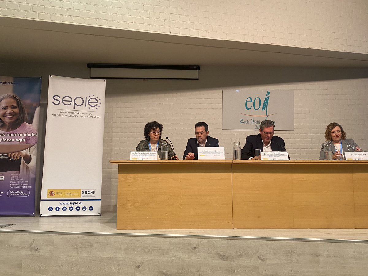 Comencem la Jornada #ErasmusPlus sobre l’acreditació de les EOI que celebrem a Lleida organitzat pel <a href="/sepiegob/">SEPIE</a> i la col-laboració del <a href="/educaciocat/">Educació</a>, Un gran dia!!🤩