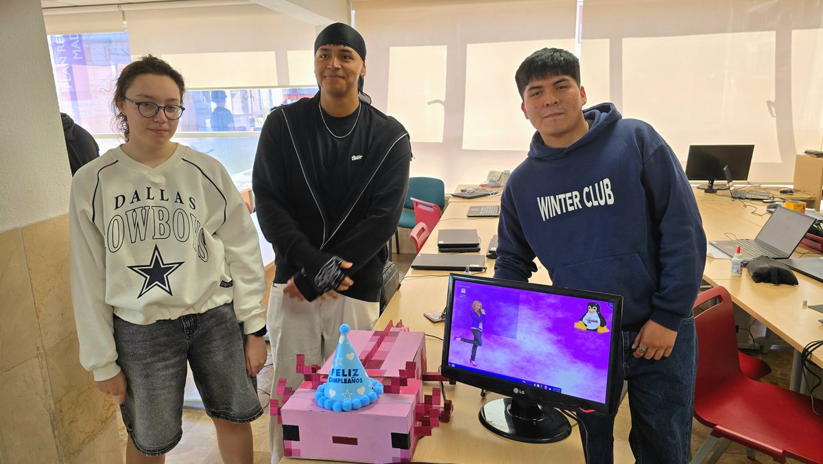 TeideHease's tweet photo. 🛠️ ¡Creatividad, tecnología y mucho talento en el concurso de Modding 2025 de 1.ºB de Sistemas Microinformáticos y Redes (turno de tarde) en TEIDE IV! https://t.co/3JHNiHOYiL