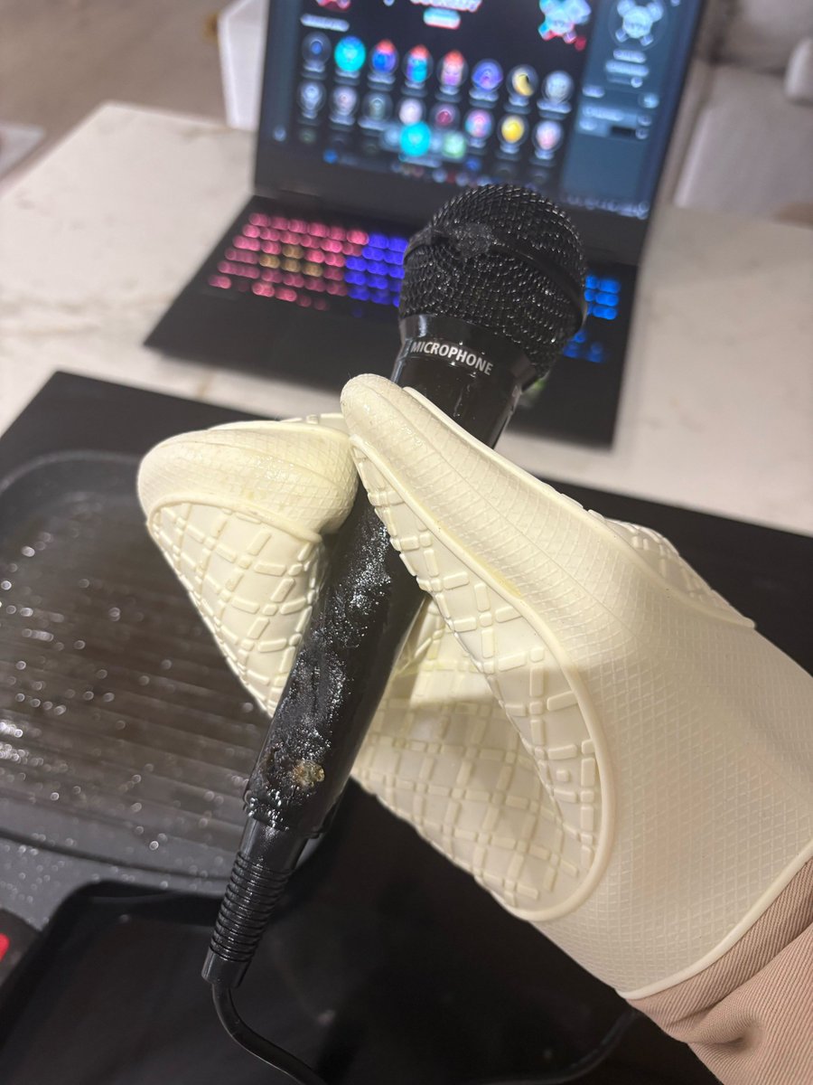 Quick hack to make your mic ergonomic