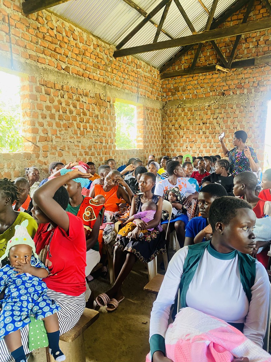 EEYMO207's tweet photo. Unconditional love, unwavering support 💕 Let's stand with teenage mothers and help them thrive. Every young mom deserves a chance to shine! 💪 #TeenMomSupport #Namisindwa #EmpowermentThroughSupport
@shesthefirst @_UPFCT @EduCannotWait @Educ_SportsUg https://t.co/QArl9SfsKV