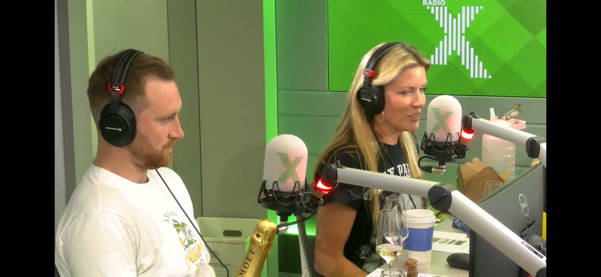 jambon75's tweet image. The lovely @Pipskin is giving a lovely farewell on @RadioX and @tobytarrant appears to be admiring his golden erection. What’s wrong with you man, have some respect for your good lady.
Pippa, you are a legend and will be so missed!! cc @ChrisMoyles @domisatwit