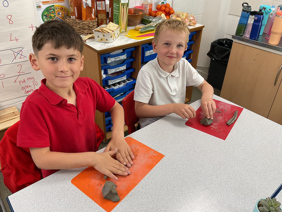 MrswhiteY6's tweet photo. Our super impressive clay pots✨ We made coils, spirals, love hearts and more, to create these beauties @AlthorpeKeadby https://t.co/Xp4PVFFSnO