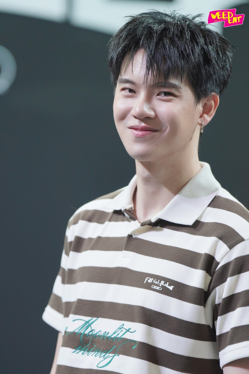 WEED_ENT's tweet photo. คุณบอสมาแล้ว " หยิ่น อานันท์ " ร่วมเปิด POP-UP STORE  'ANWYLL CLUB' พร้อมสินค้าสุดเอ็กซ์คลูซีฟ เฉพาะที่ สยามเซ็นเตอร์เท่านั้น!

#SiamCenterxANWYLLClub
#ANWYLL #FriendsOfANWYLL
#yinyin_anw https://t.co/yaMWkUVSdL