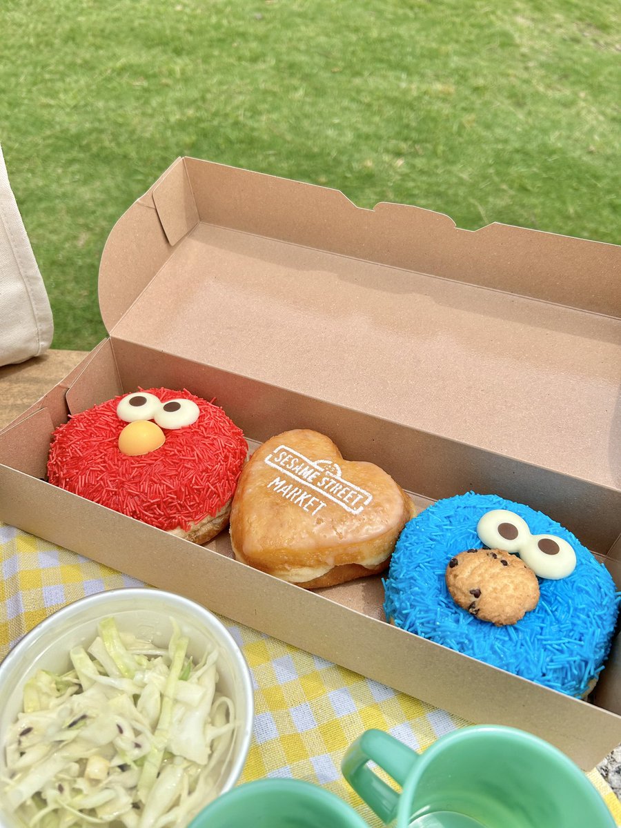 風が心地良い今の季節🌿 テラス席でのお食事はピクニック気分も味わえ