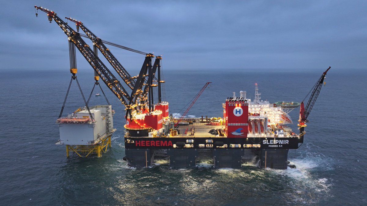 Dogger Bank Wind Farm (@doggerbankwind) on Twitter photo With our delivery partners we've successfully installed our 3rd offshore substation
Huge thanks to all involved in the manufacture and installation of our DBC platform including Aibel, Heerema Marine Contractors <a href="/hitachienergy/">Hitachi Energy</a>
<a href="/SSE/">SSE - A Better World of Energy</a> <a href="/Equinor_UK/">Equinor UK</a> #Vårgrønn
tinyurl.com/yey63uw9 With our delivery partners we've successfully installed our 3rd offshore substation
Huge thanks to all involved in the manufacture and installation of our DBC platform including Aibel, Heerema Marine Contractors <a href="/hitachienergy/">Hitachi Energy</a>
<a href="/SSE/">SSE - A Better World of Energy</a> <a href="/Equinor_UK/">Equinor UK</a> #Vårgrønn
tinyurl.com/yey63uw9